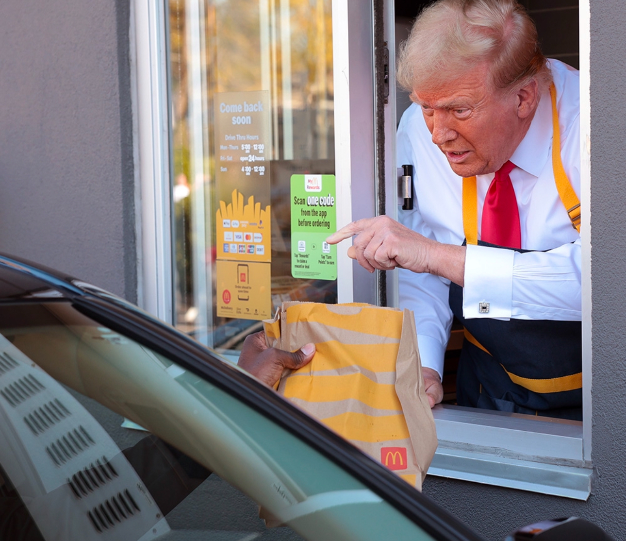 President Trump Works McDonald’s Shift Ahead of Pennsylvania Town Hall, Takes Swipe at Kamala Harris