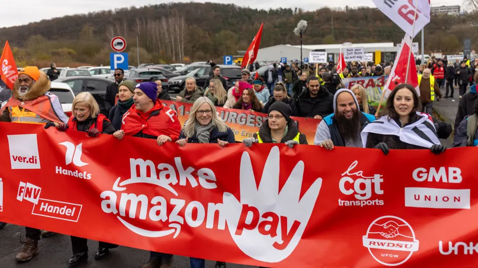 Amazon Workers Stage Global Strikes Amid Black Friday Frenzy