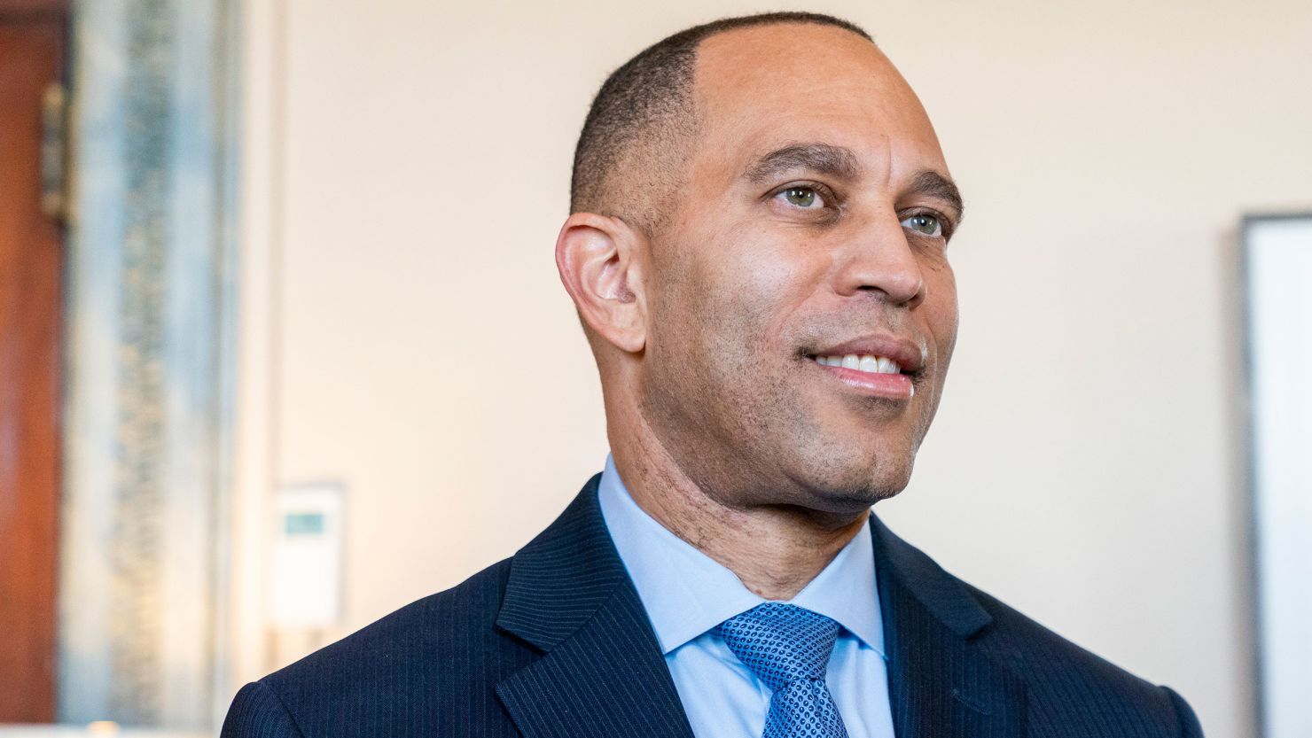 Hakeem Jeffries Vows No Democratic Support for GOP Speaker Nominee in Contentious House Battle